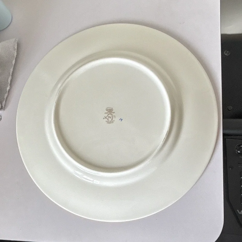 Lenox Classics Collection Bellina Gold Floral Bone China 10.5in Dinner Plate